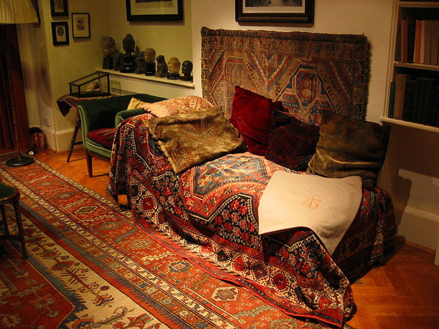 Canapeaua lui Freud