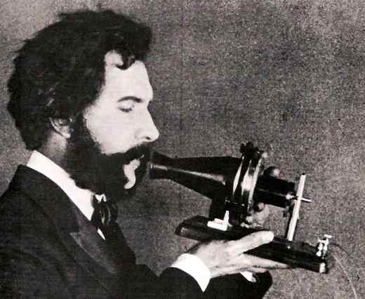 Bell vorbind la telefon