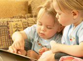 Copii învăţând