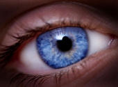 Ochi albastri