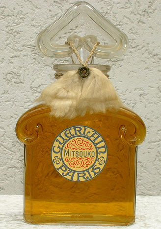 Parfumul Mitsouko Guerlain